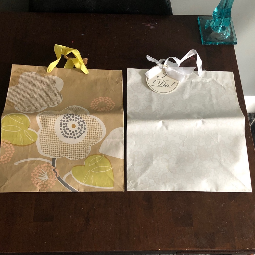 🛍️ Floral Bridal Gift Bags Set